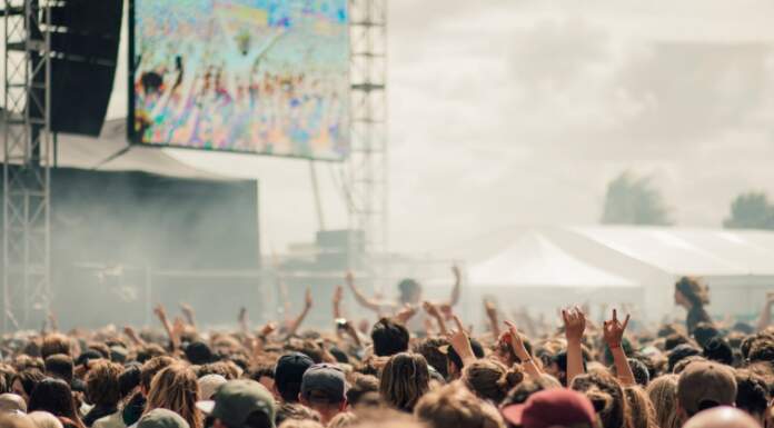 What Photography Gear to Bring to Coachella