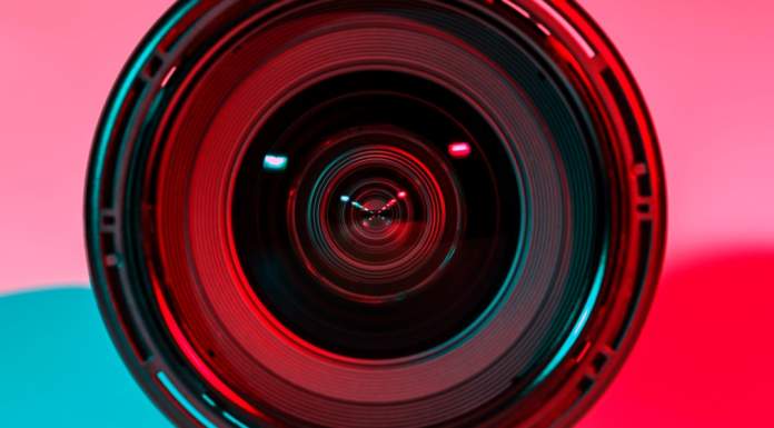 The Best Third-Party Lenses for Canon, Sony & More 2022 Affordable Camera Lenses Third-Party vs First-Party Feature 1