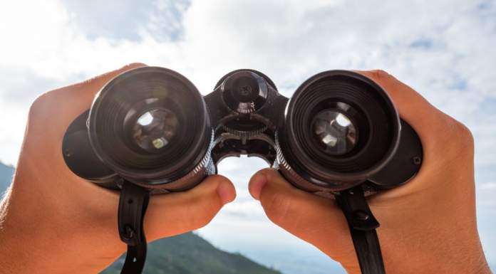 Binoculars Buying Guide – Everything You Need To Know In One Place