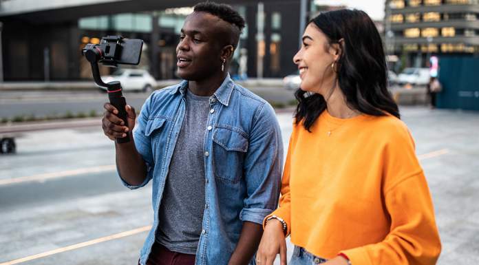 Best Vlogging Cameras | Camcorder vs Cameras vs Smartphones
