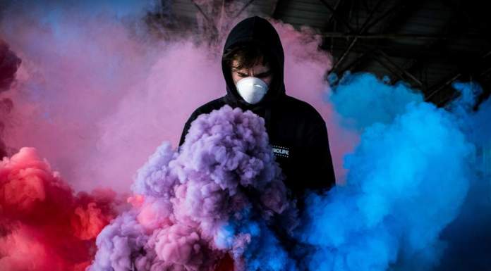 How to Shoot Smoke Bomb Photography Smoke Bomb Photography