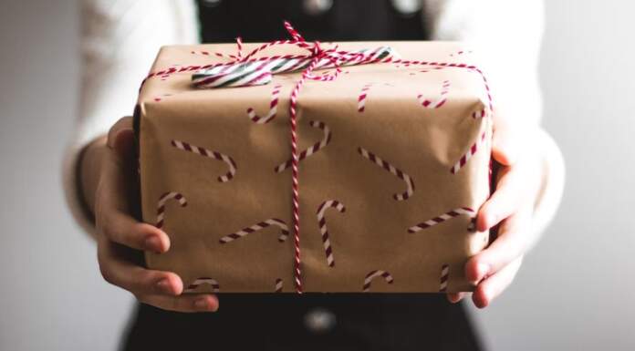 Last-Minute Holiday Gift Guide | Deals & Bundles
